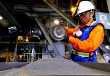 Subsidi Kendaraan Listrik Berbasis Nikel Penting untuk Hilirisasi Industri