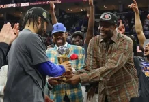 Dari Diragukan Jadi Bintang, Brunson Raih Trofi Larry Bird