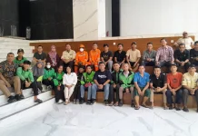 Kerja Sama Pusat Pemberitaan RRI-Human Initiative Bagikan Puluhan Daging Kurban