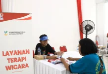 Lansia Antusias Nikmati Layanan Kesehatan Gratis