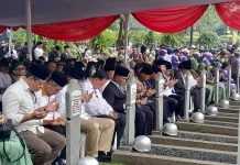 Selamat Jalan Jenderal! Masyarakat-Tokoh Politik Hadiri Pemakaman Ryamizard