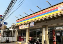Di Tengah Isu Mogok Kerja, Gerai Indomaret di Bekasi Tetap Beroperasi