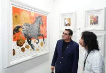 Menteri Ekraf Hadiri ArtMoments Jakarta 2026, Tekankan Peran Seni Rupa Indonesia
