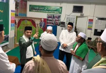 Ketum PB Mathla’ul Anwar Resmikan Sekretariat PW NTB