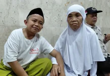 Kisah Penjual Daun Pisang Wonosobo Naik Haji usai Menabung 18 Tahun