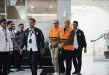 KPK Ungkap Peran Dua Tersangka Kasus Korupsi Kuota Haji Tambahan 2023-2024