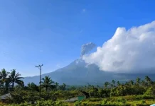 Aktivitas Gunung Lewotobi Laki-Laki Masih Relatif Tinggi