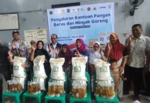 Menko Pangan: 33,2 Juta Keluarga Penerima Dapat 10 Kg Beras per Bulan