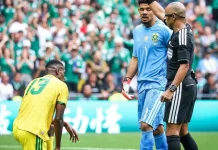 Sphephelo Sithole Catat Kartu Merah Pertama Piala Dunia 2026, Berikut Profilnya!