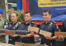 Rokok Impor Ilegal di Banten Rugikan Negara Rp7,9 Miliar