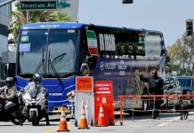 Kedatangan Timnas Iran di AS Disambut Aksi Unjuk Rasa, Aparat Kawal Ketat