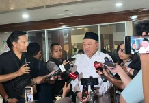DPR Dukung Pelibatan Kantin Sekolah dalam Program MBG