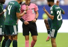 Kawal Arab Saudi vs Uruguay, Kenapa Wasit Ini Pakai Seragam Warna 'Pink'? Ini Alasannya