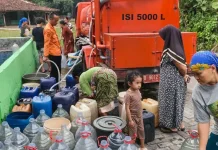 BPDB Bekasi Distribusikan 65.000  Liter Air Bersih bagi Warga Terdampak Kekeringan