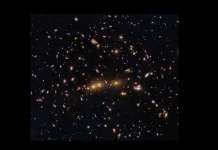 Hubble Tangkap Momen Langka: Tabrakan antara Dua Gugus Galaksi