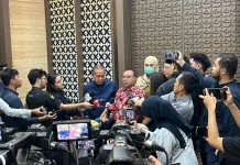 Tindaklanjuti Aspirasi Mahasiswa, DPR Ingatkan Pemerintah Atasi Kelangkaan BBM
