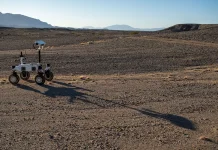 Uji Coba Rover di Gurun, ERNEST Siap Jelajah Bulan Lebih Cepat