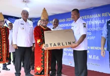 Kemendikdasmen Salurkan Starlink Perkuat Akses Pendidikan Sekolah 3T