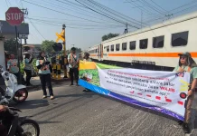 KAI Ajak Pengendara Disiplin dan Imbau Warga Jauhi Jalur Rel