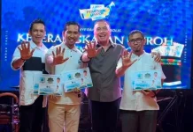 Iwan Bule Laksanakan Nazar, Antar Tiga Bobotoh Umroh ke Tanah Suci