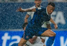 Laga Tertunda Dua Jam, Mbappe Ungkap Tantangan Mental