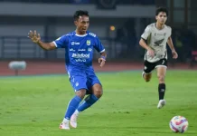 Robi Darwis Tinggalkan Persib demi Cari Tantangan Baru