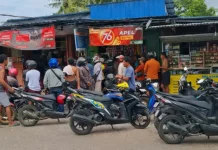 Sorak Piala Dunia Menjalar hingga Kios-kios Warga