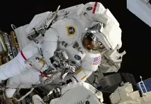 Astronaut NASA Berhasil Perbaiki Lengan Robot Canadarm2 di Luar ISS