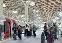 69.874 Turis Asing Masuk Jabar Pakai Kereta Whoosh