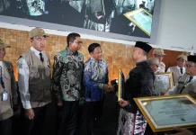 Polri Terima Penghargaan atas Dukungan Penyelenggaraan Haji 2026