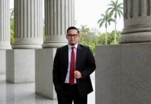 Runtuhkan Eksklusivitas, Adam Ilyas Bangun Literasi Hukum Publik