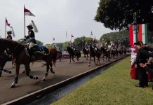 Ratusan Pasukan Berkuda, Kawal Ketibaan PM India Modi
