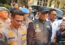 Kortastipidkor dan Polda Metro Geledah Kafe dan Money Changer di Jakarta Selatan