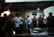 BAZNAS Hadirkan Program Rumah Terang, Kini Warga Indramayu Nikmati Listrik