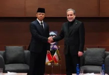 Menlu RI-Menlu Iran Gelar Pertemuan Bilateral di Mashhad