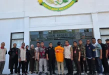 OJK Serahkan Tersangka Kasus BPR SAWA ke Kejaksaan