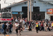 KAI Siapkan Peron Stasiun Bogor Guna Urai Kepadatan Penumpang