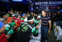 AHY Nobar Piala Dunia Bersama Ojol, Tekankan Semangat Persaudaraan