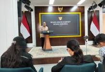 Rosan Lapor Presiden Prabowo, Kepercayaan Investor Masih Tinggi