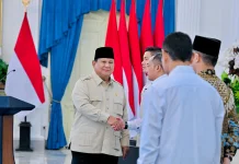 Prabowo Tinjau Panen Raya TNI di Malang