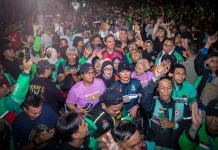 Menteri UMKM Nobar Bareng Ojol, Tegaskan Peran Penggerak Ekonomi Digital