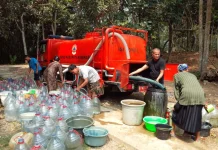 Pemkab Bekasi Salurkan Satu Juta Liter Air Sepanjang Musim Kemarau