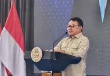 Presiden Prabowo Bantu Anak Binaan LPKA Tangerang dengan Papan Tulis Interaktif