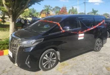 KPK Sita Toyota Alphard, terkait Penggeledahan Kasus Korupsi di Lombok Barat
