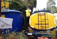 Kementerian PU Salurkan Air Bersih untuk Warga Terdampak Kekeringan di Cimahi