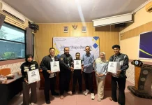 PPI Dunia Donasikan Al-Qur'an Braille untuk Penyandang Disabilitas di Lombok Barat
