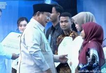 Presiden Prabowo Hadiri Akad Massal 62 Ribu KPR FLPP di Batang