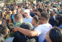 Momen Jokowi Ikut CFD di Kupang: Warga Sambut Antusias