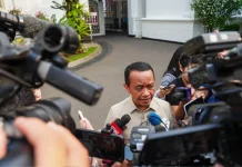 Presiden Prabowo Instruksikan Bahlil Jaga Harga BBM