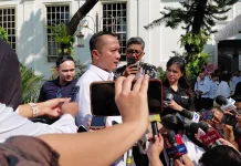Ratusan Ribu Warga Termasuk Mancanegara Antusias War Ticket HUT ke-81 RI di Istana